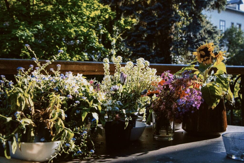 Fris en groen: de beste planten voor bloembakken buiten